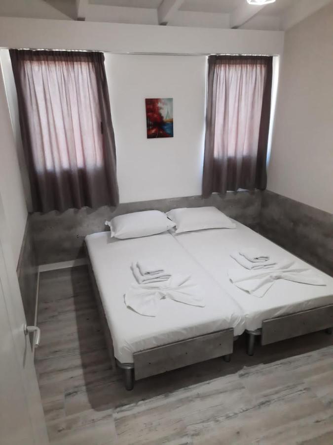 Disy Apartments Влёра Экстерьер фото